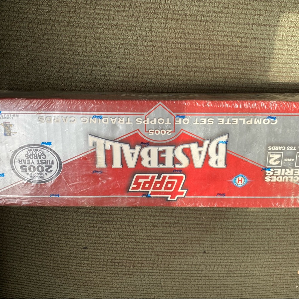 Topps Red and Silver Baseball Card Set